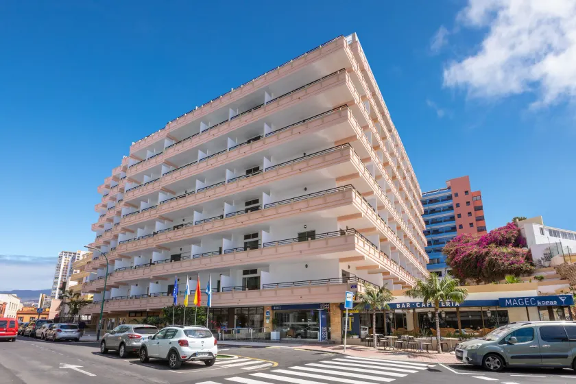 HC Hotel Magec - Image 1