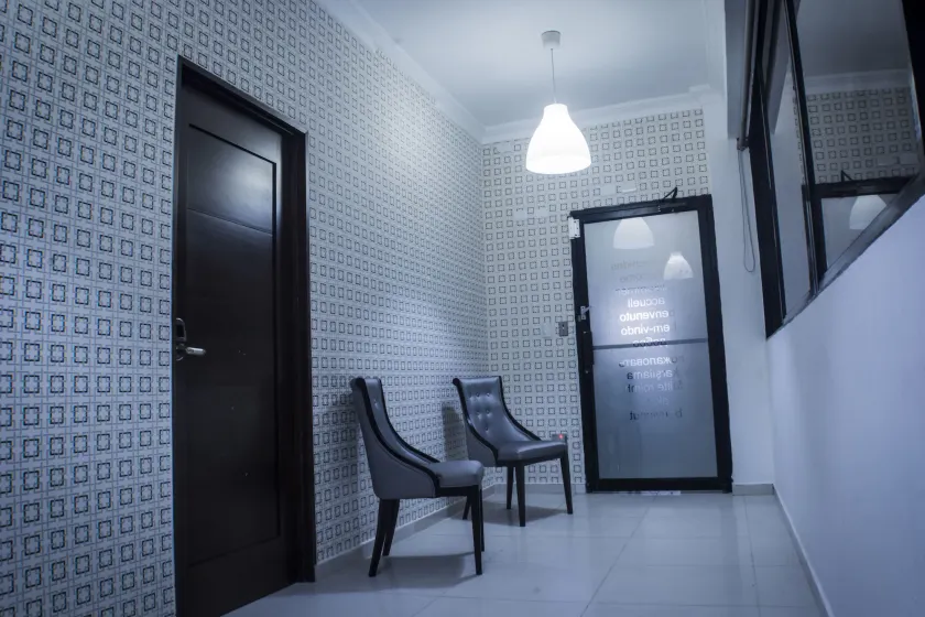 Malecon Rooms & Hotel - Interior entrance