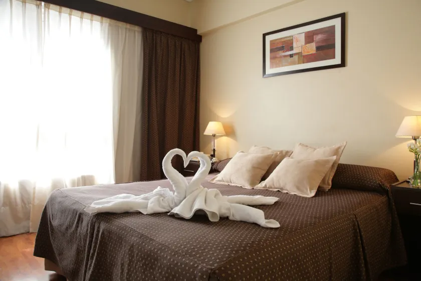 Viasui Hotel - Image 1