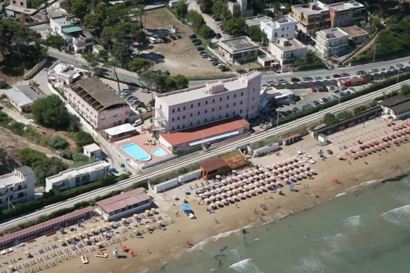 Family Hotel Sole - Image 1