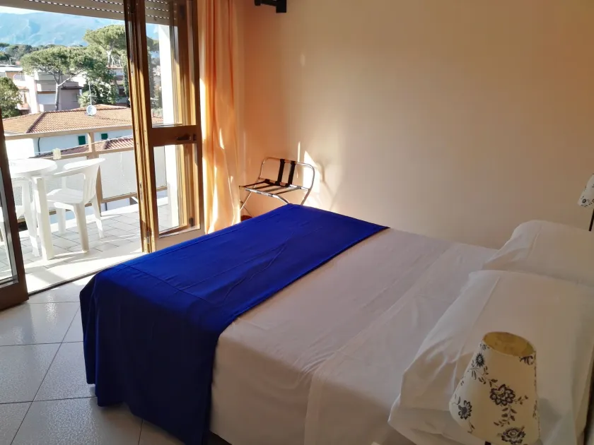 Hotel Elizabeth - Image 1