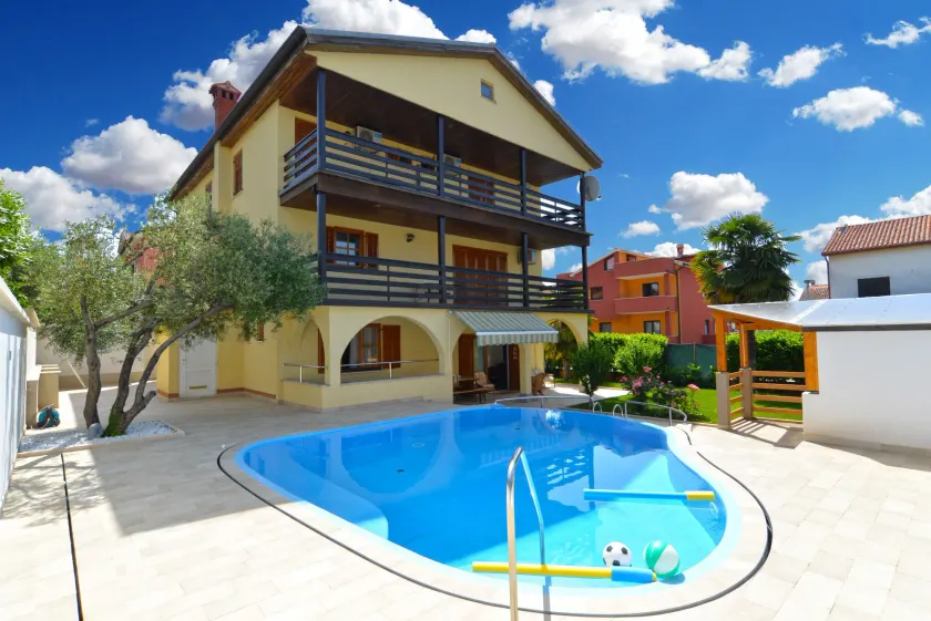 Apartments and rooms Novigrad 1624 - Image 1