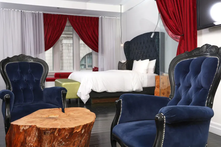 Hotel Chez Swann  - Image 1