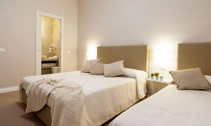 B&B Blanc - Image 1