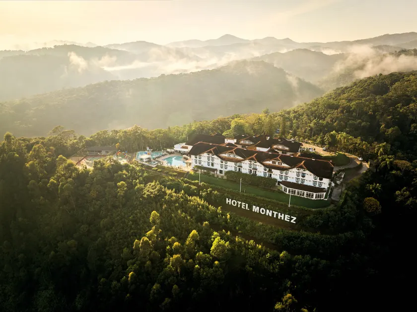 Monthez Hotel & Eventos - Image 1