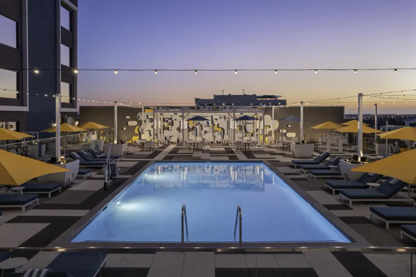 Hilton Buena Park Anaheim - Image 1