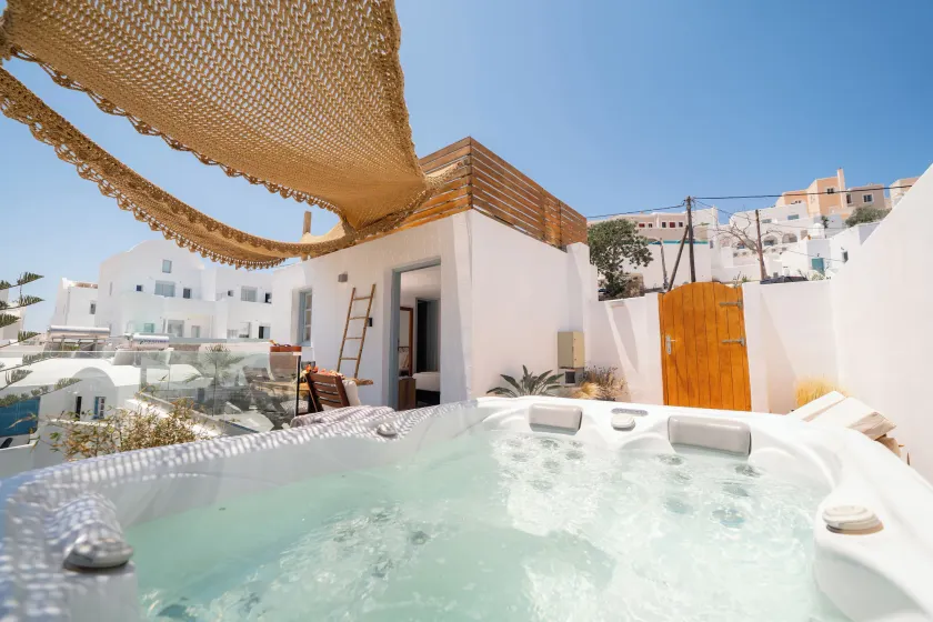 Divino Suites - Image 1