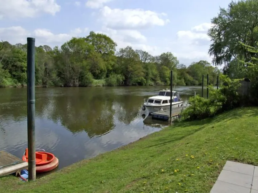 Rosewaters Cottage - Image 1