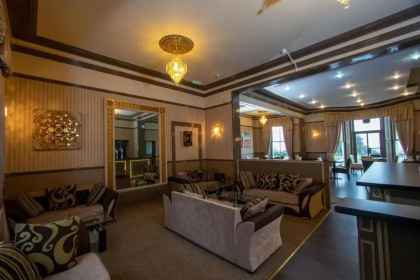 The Carlton Hotel - Image 1