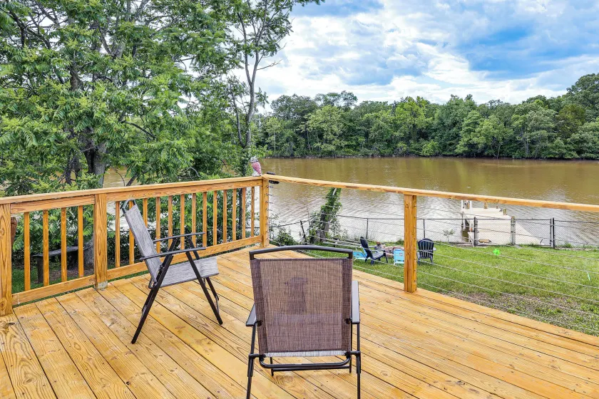 Lakefront Home Firepit BWI Marleycreek River - Image 1