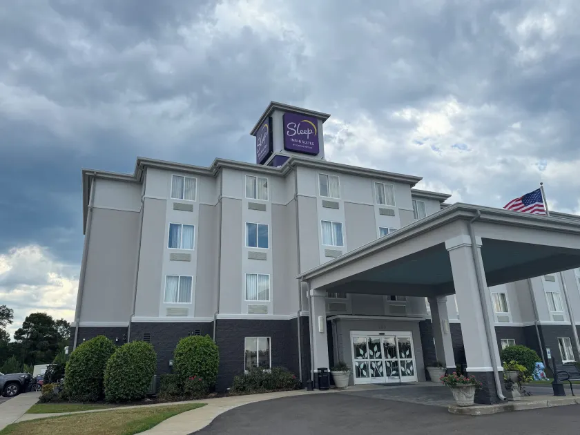 Sleep Inn & Suites Ruston Near University - Image 1