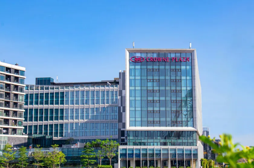 Crowne Plaza Shenzhen World Exhibition and Convention Center by IHG - Image 1