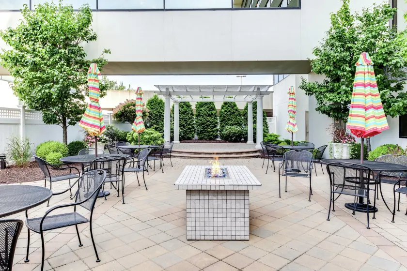 DoubleTree by Hilton Hotel Binghamton - Image 1