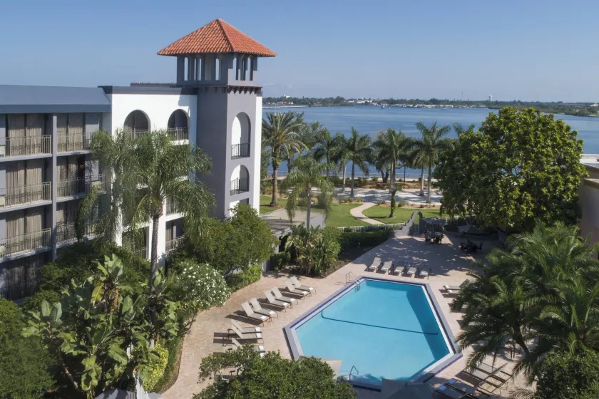 Courtyard by Marriott Bradenton Sarasota/Riverfront - Image 1