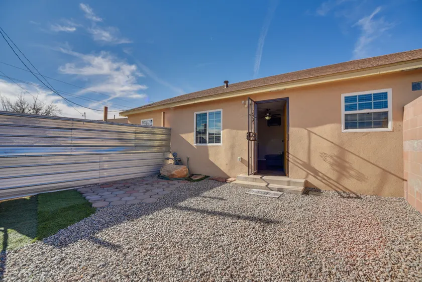 Sunlit Albuquerque Retreat: 3 Mi to Old Town! - Image 1
