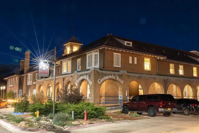 Castaneda Hotel - Image 1