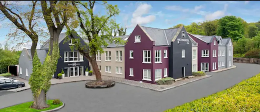 Wilton Hotel Bray - Image 1