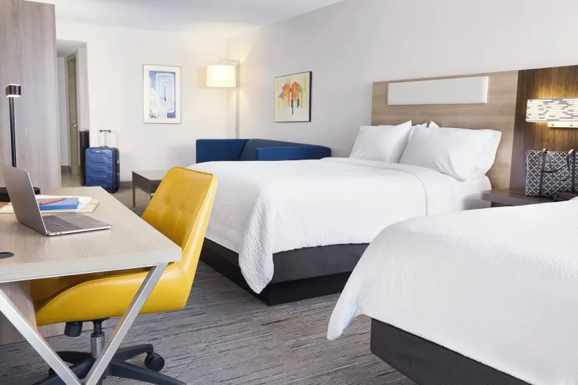 Holiday Inn Express & Suites Calera North by IHG - Zimmer