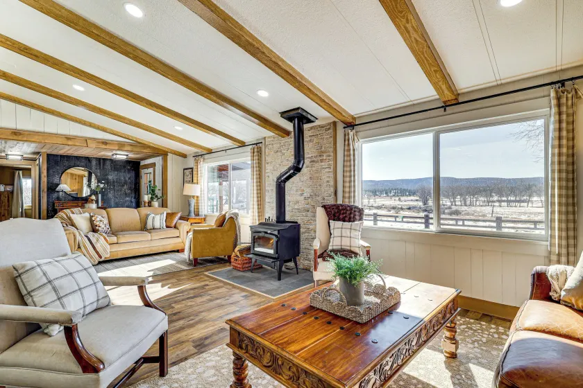 'luna Ranchhouse' Nestled Among the Pines! - Image 1