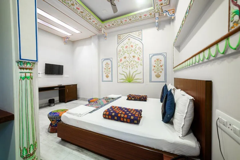 Albana Haveli - Image 1