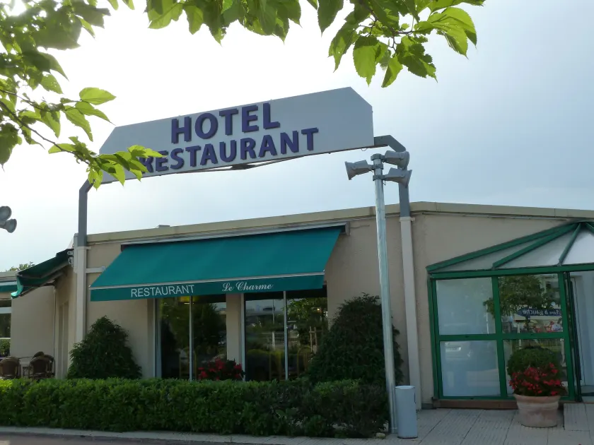 Charme Hotel en Beaujolais - Image 1
