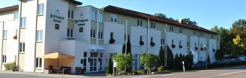 Heidehotel Lubast - Image 1