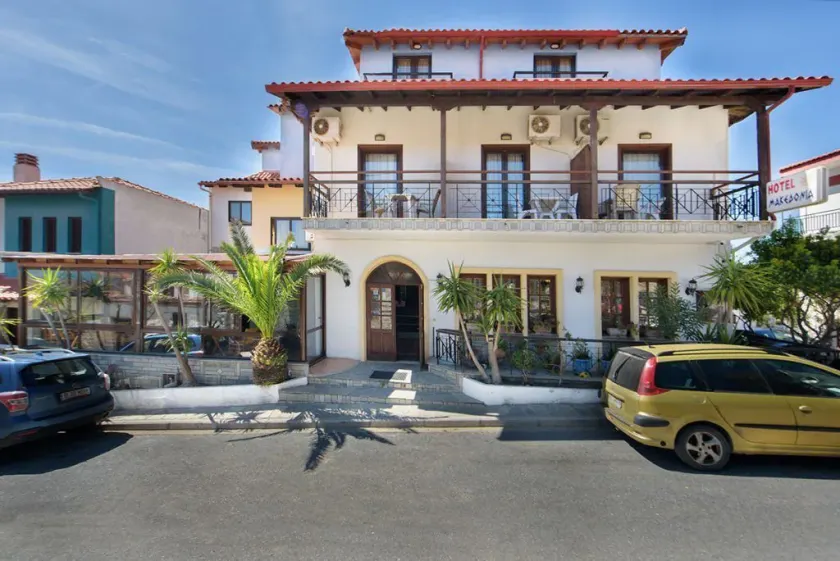 Makedonia Hotel - Image 1