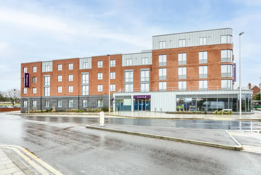 Premier Inn Wokingham Town Centre - Image 1