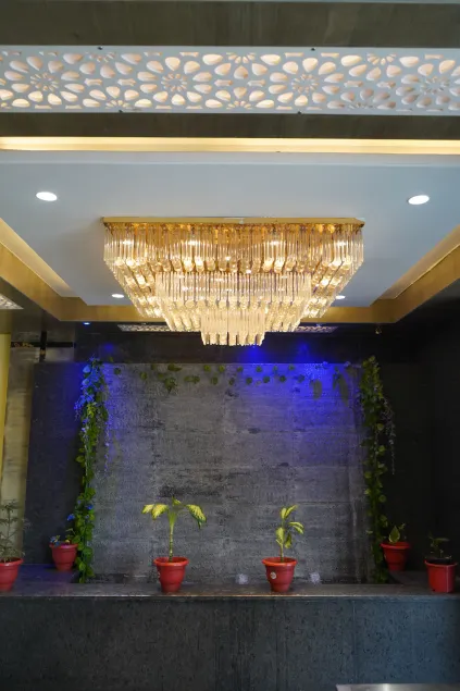 Wind Palace Hotel - Image 1