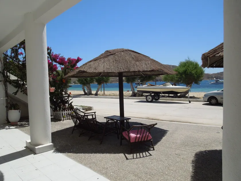 Albatross Hotel - Image 1