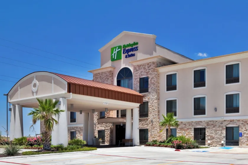Holiday Inn Express Hotel & Suites Austin NE-Hutto by IHG - Image 1