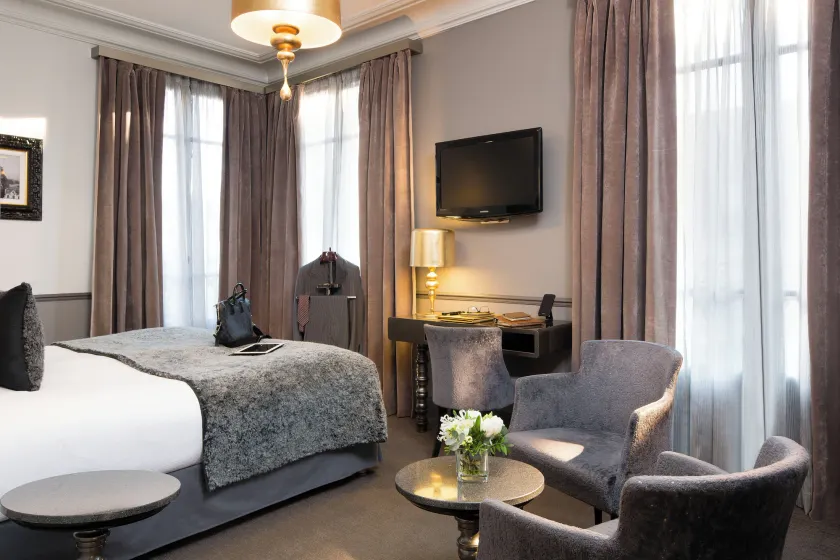 Hotel Lumen Paris Louvre - Image 1