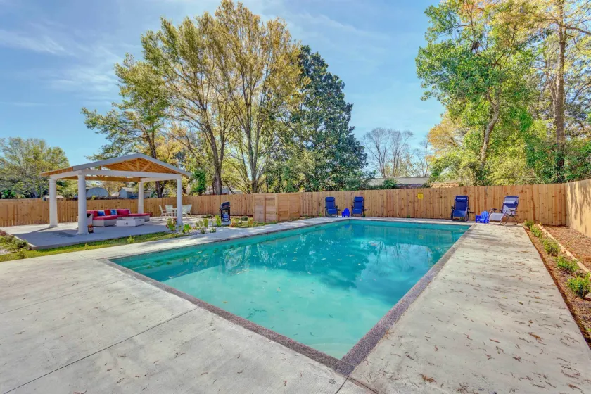Gulf Breeze Home w/ Pool, Grill & Fire Pit - Interiør