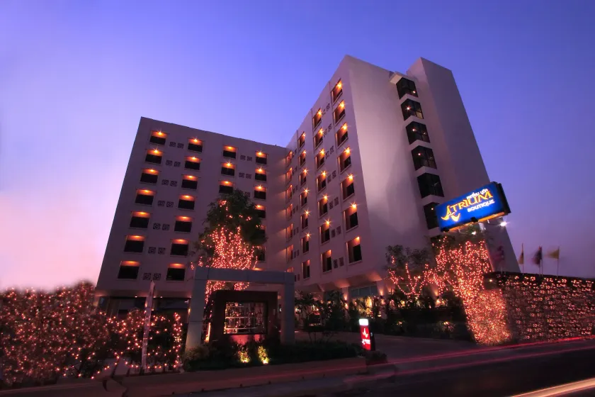 Atrium Boutique Hotel - Image 1