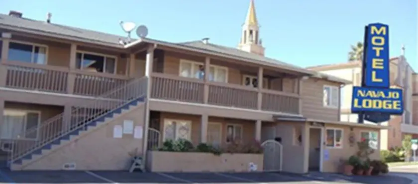 Navajo Lodge - Image 1