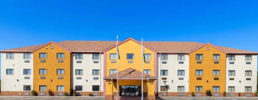 Quality Inn & Suites McAlester on Hwy 69 - Image 1
