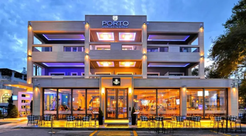 Porto Marine Hotel - Image 1