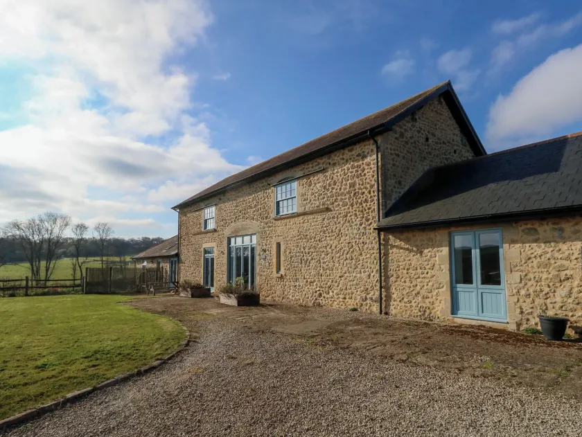 Stapleford Farm - Image 1