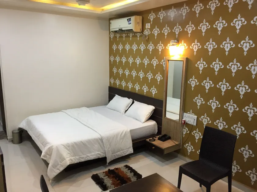 Hotel Sheetal - Image 1