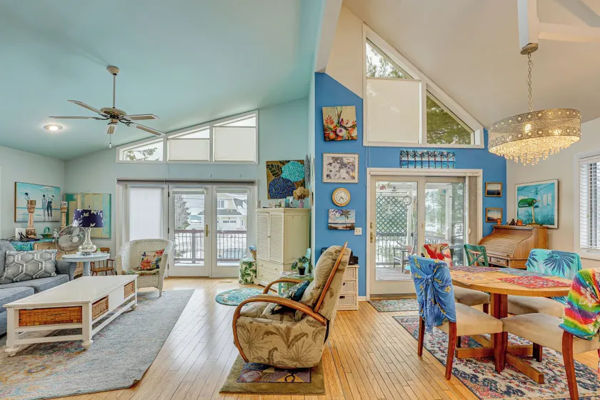Private Beach Access! Lake Michigan Family Getaway - Image 1