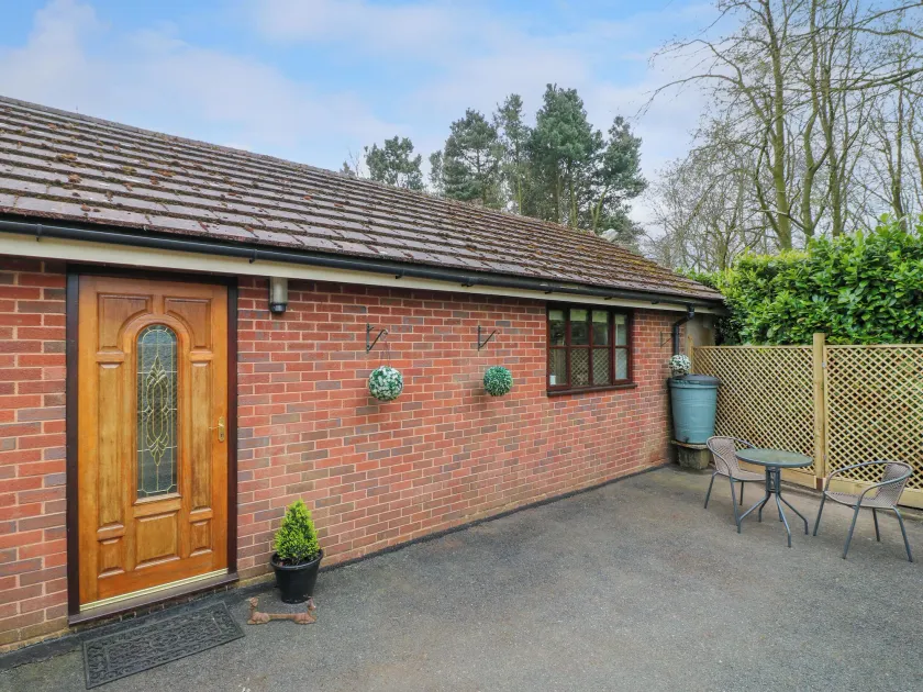 Woodstock Lodge - Image 1