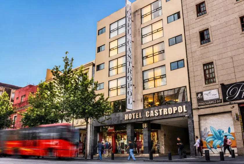 Hotel Castropol - Image 1