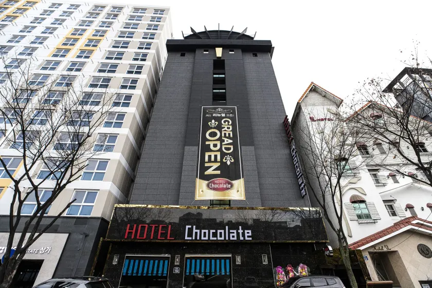 Chocolate Hotel Sungnam - Image 1