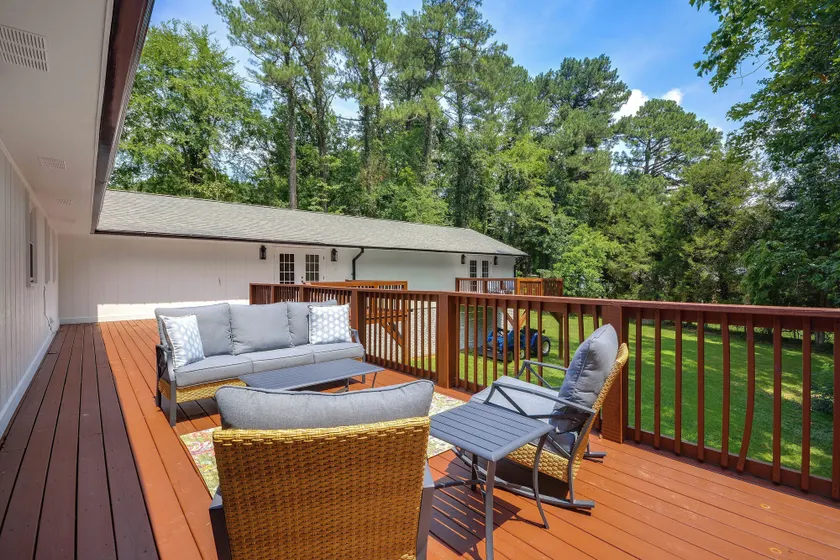 Office, Deck, Yard: Thomasville Gem on Golf Course - Image 1