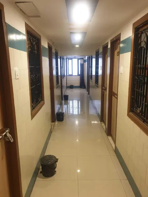 sam galaxy guest house - Interior entrance
