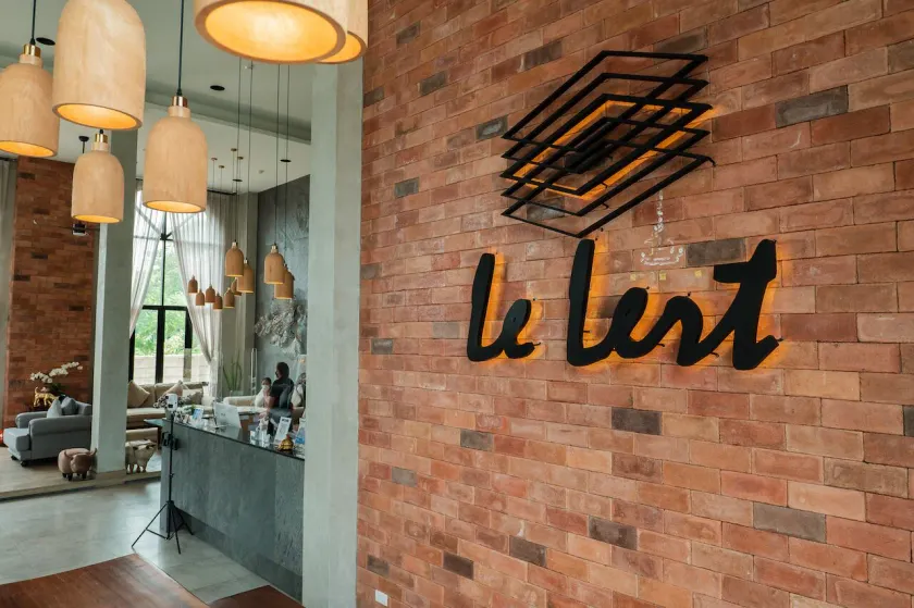 Le Lert Hotel Ratchaburi - Image 1