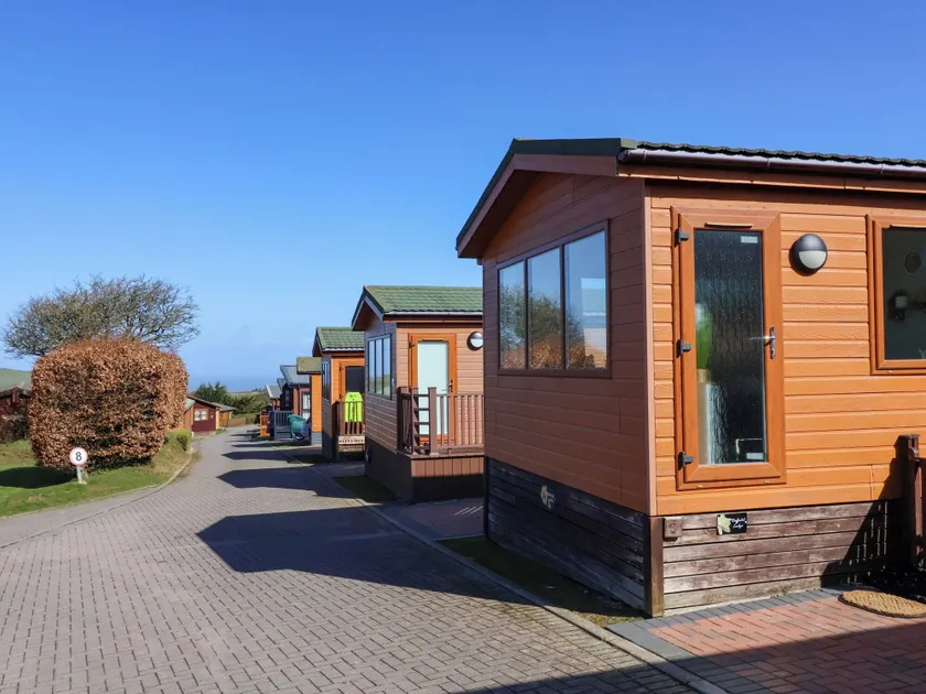 Daffodil Lodge - Image 1