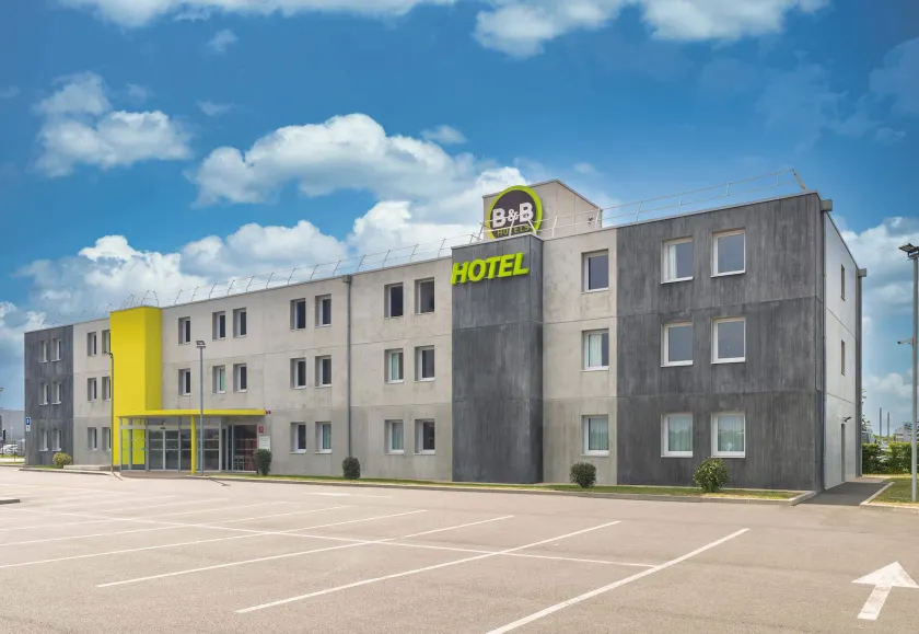 B&B HOTEL Montargis-Amilly - Image 1