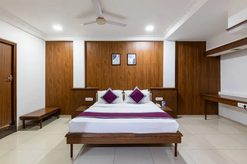 Hotel Kalinga - Image 1