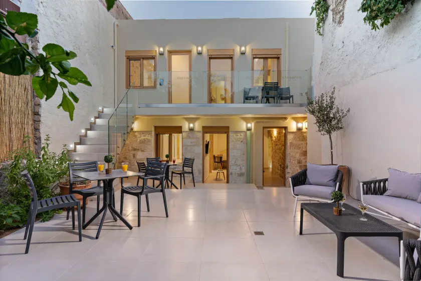 Erotokritos City Luxury Suites - Image 1